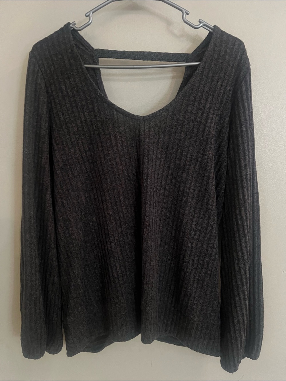Liverpool Ribbed V-Neck Sweater - Dark Gray
